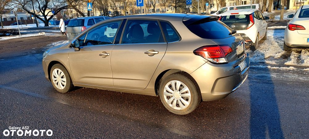 Citroën C4 1.2 PureTech MoreLife - 6
