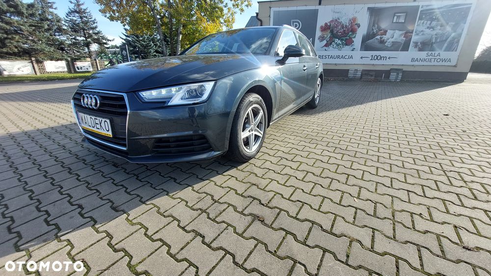 Audi A4 Avant - 1