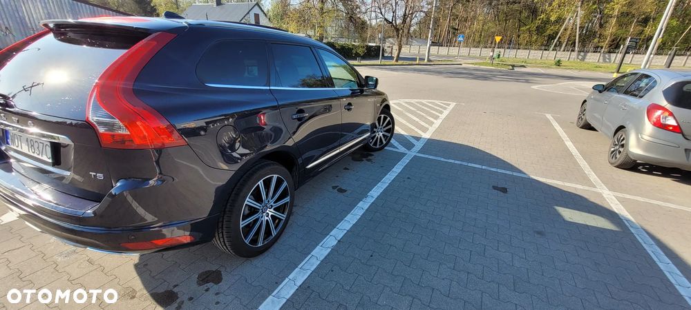 Volvo XC 60 T5 Drive-E Ocean Race - 21