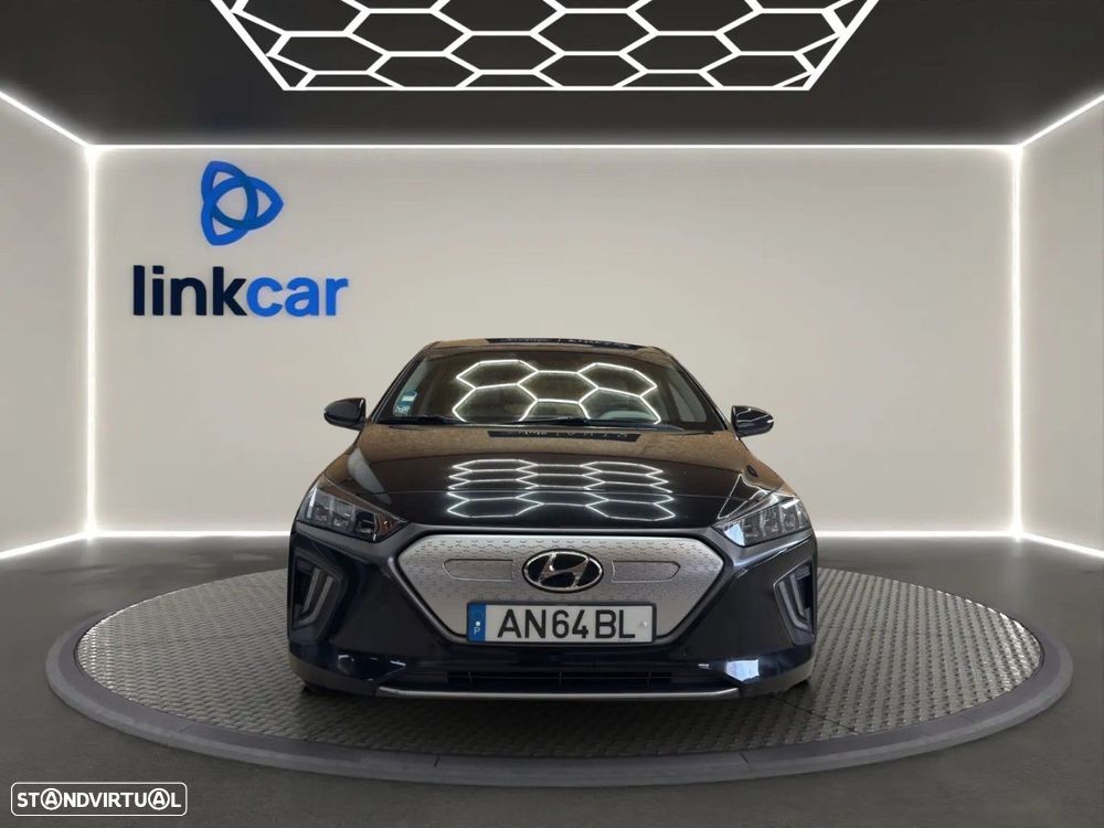 Hyundai Ioniq - 2