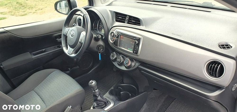 Toyota Yaris - 13