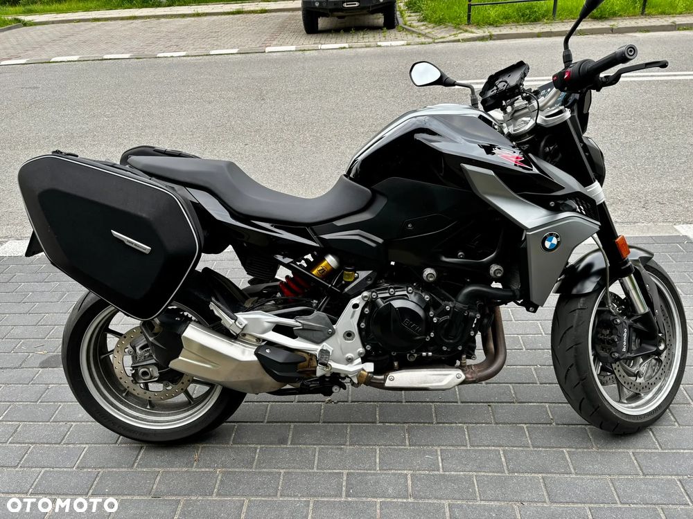 BMW F - 2