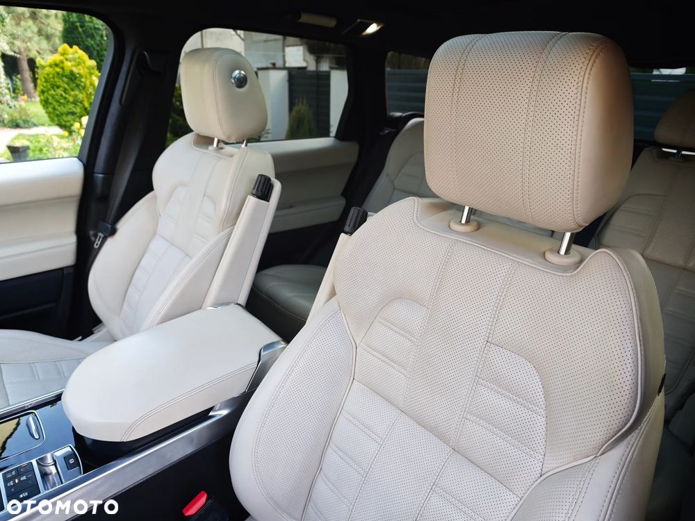 Land Rover Range Rover Sport SDV6 Autobiography Dynamic - 32