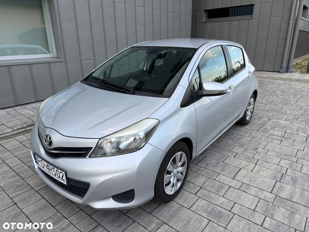 Toyota Yaris 1.33 Premium - 3