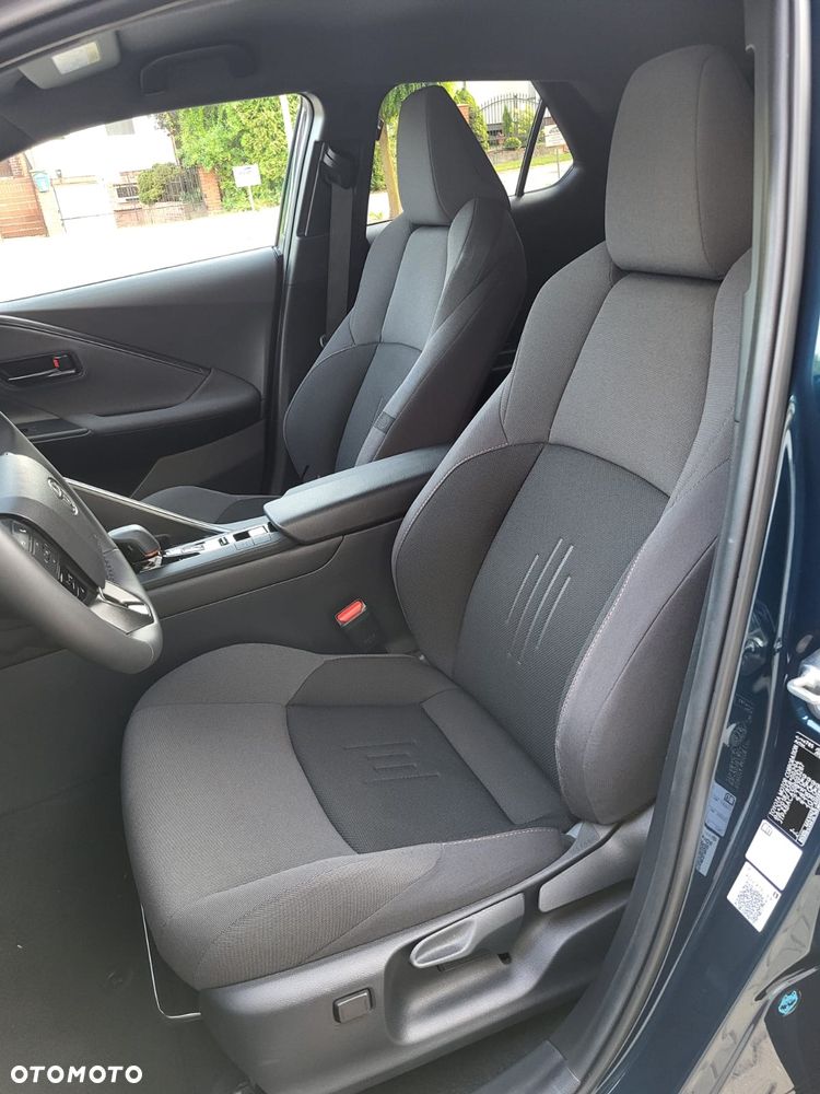 Toyota C-HR 2.0 PHEV Dynamic Force Style - 11
