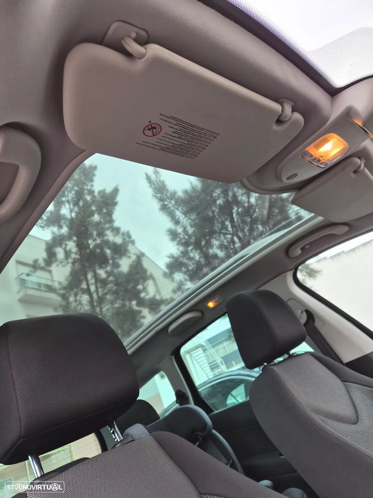 Peugeot 308 SW 1.6 HDi Executive - 8