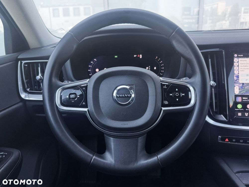 Volvo V60 Cross Country - 25