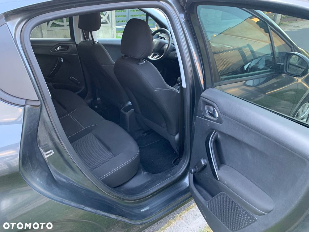 Peugeot 208 1.6 BlueHDi Active S&S - 19