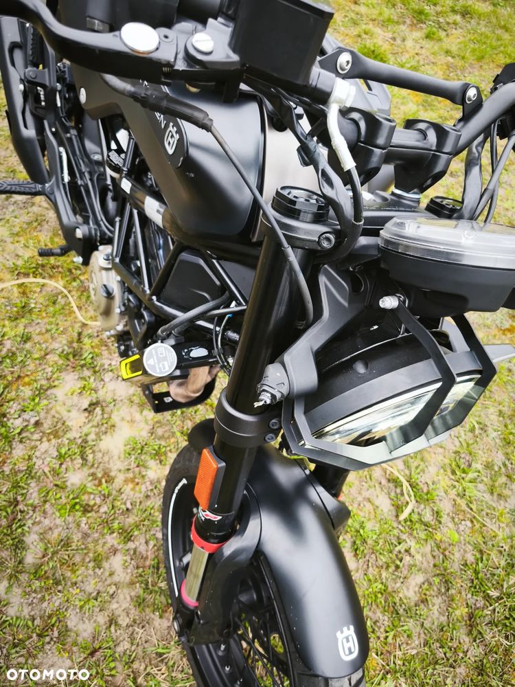 Husqvarna Svartpilen - 8