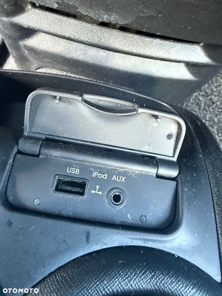 Kia Picanto 1.1 - 12