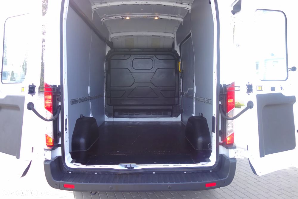 Ford Transit 2.0 Ecoblue 130 KM L2H3 Klima Webasto - 11