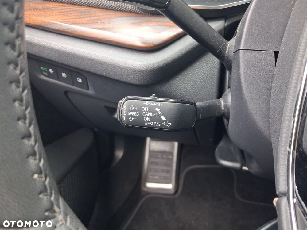 Skoda Octavia 2.0 TDI 4x4 Scout DSG - 19