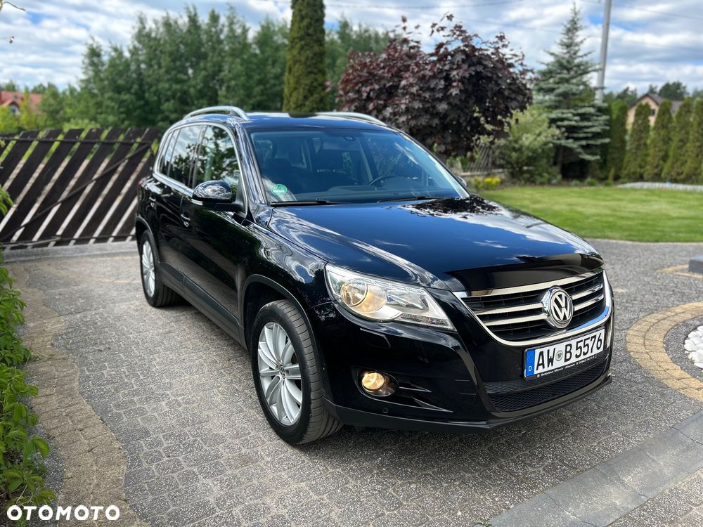 Volkswagen Tiguan 2.0 TDI DPF BlueMotion Technology Exclusive - 11