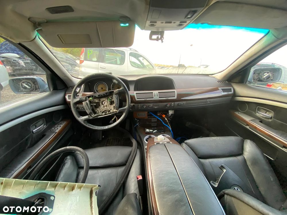 242 / Bmw E65 / Na Części / - 4
