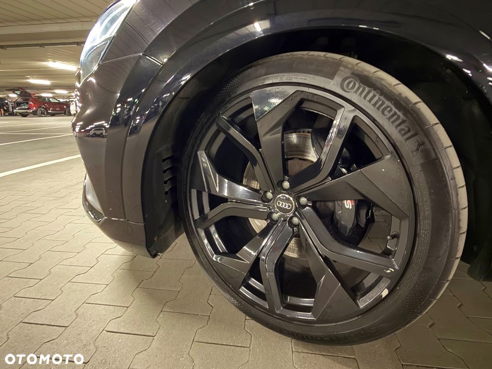Audi SQ8 - 16
