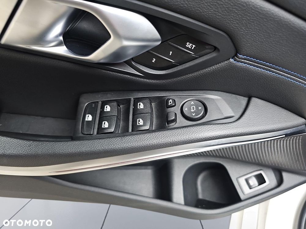 BMW Seria 3 320i xDrive M Sport sport - 20