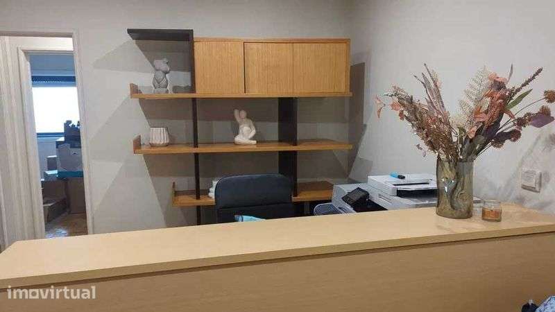 Arrenda-se sala em escritório de Advogados - Grande imagem: 3/6