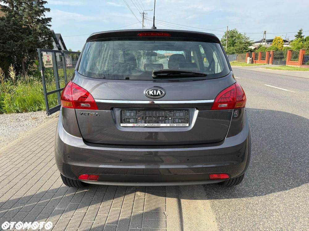 Kia Venga 1.6 CVVT Spirit - 11