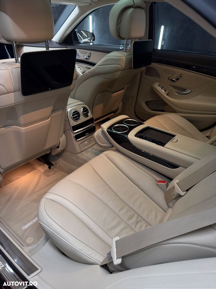 Mercedes-Benz S - 8