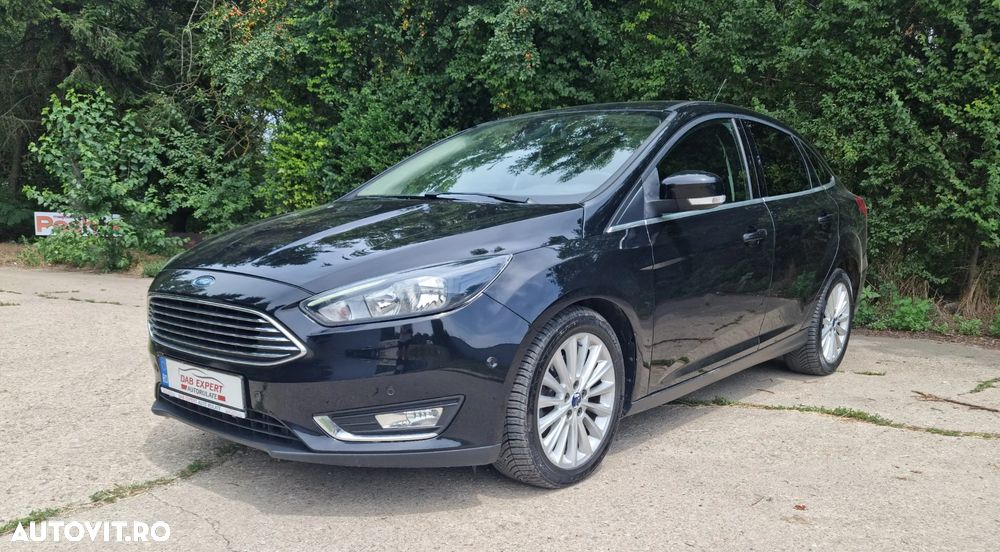 Ford Focus 1.5 EcoBoost Titanium - 2