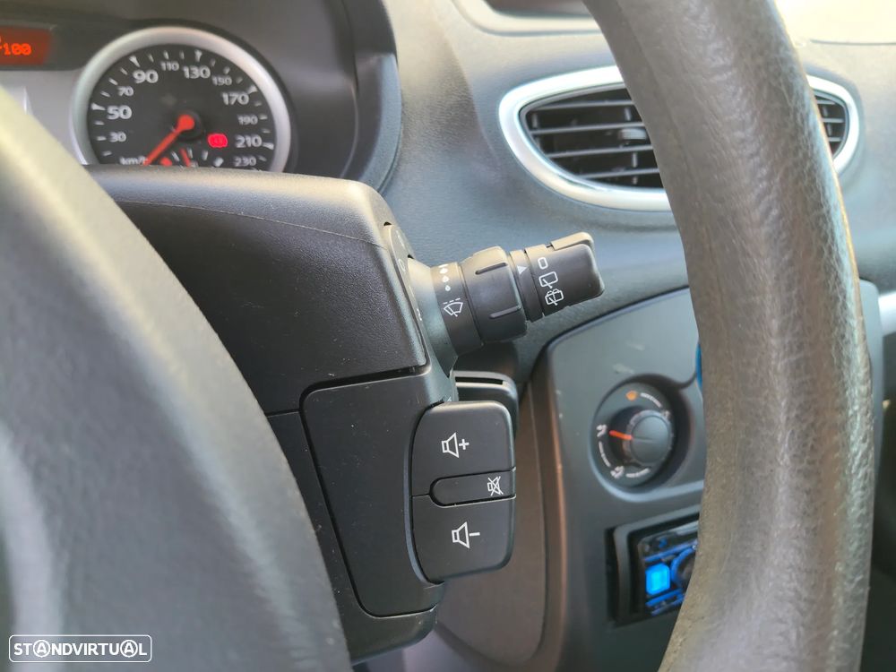 Renault Clio Break - 28