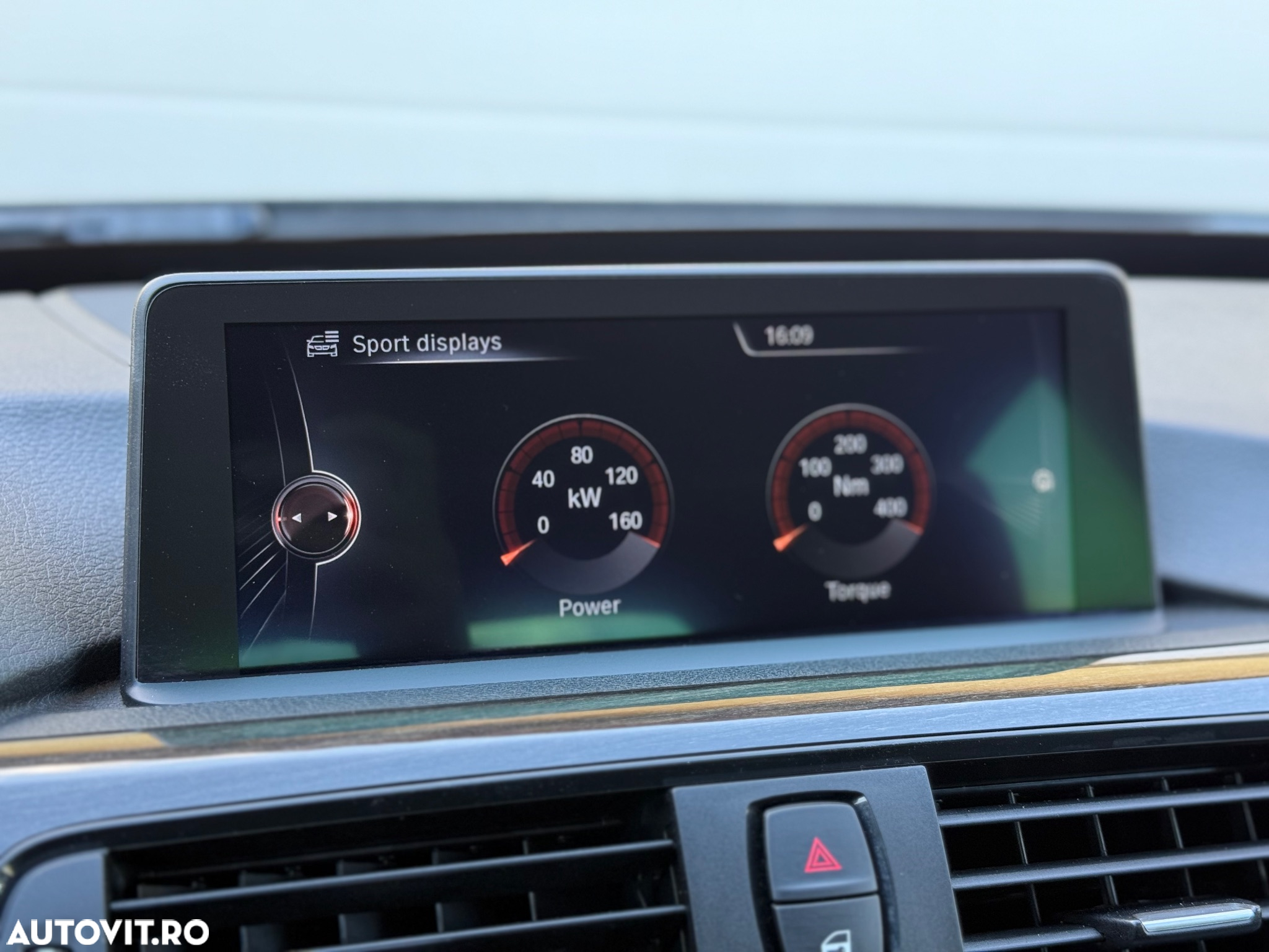 BMW Seria 3 320d GT Aut. - 37