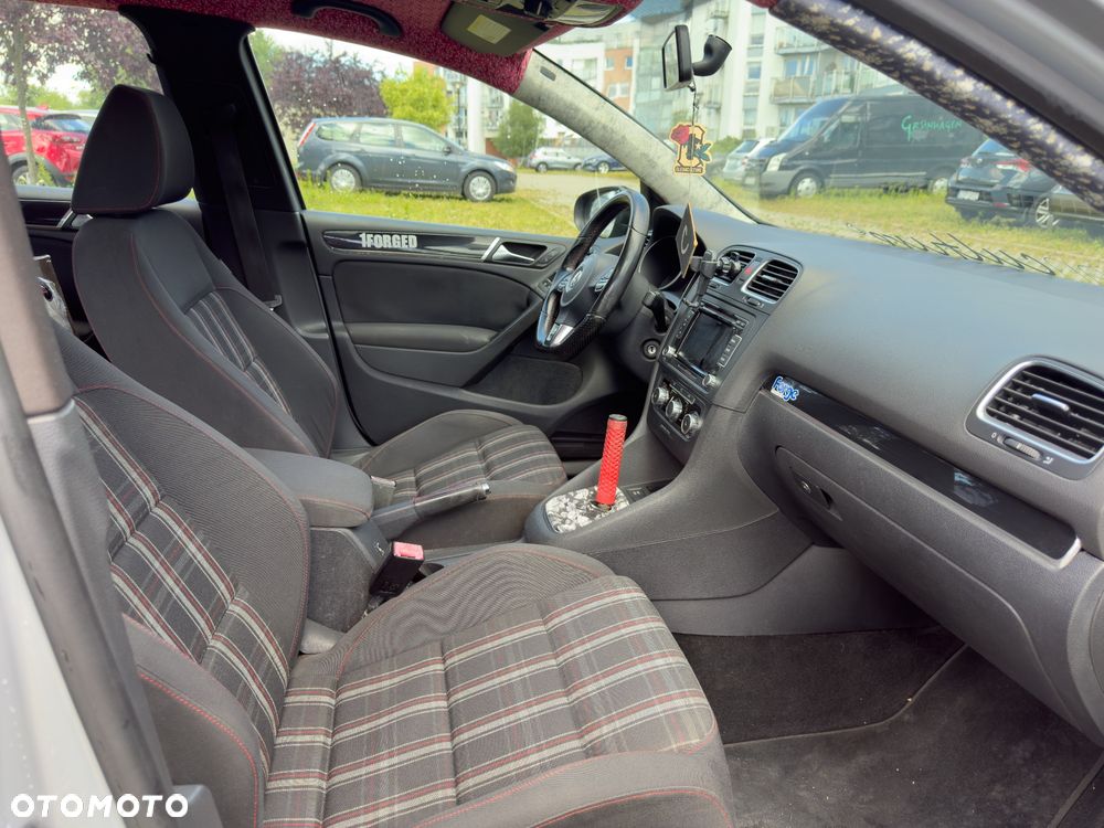 Volkswagen Golf 2.0 GTI - 15