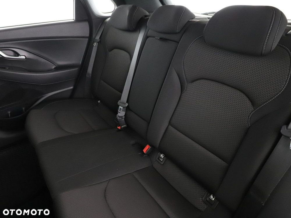 Hyundai i30 1.6 CRDI DCT Trend - 18