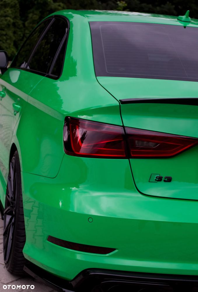 Audi S3 Limousine S tronic - 11