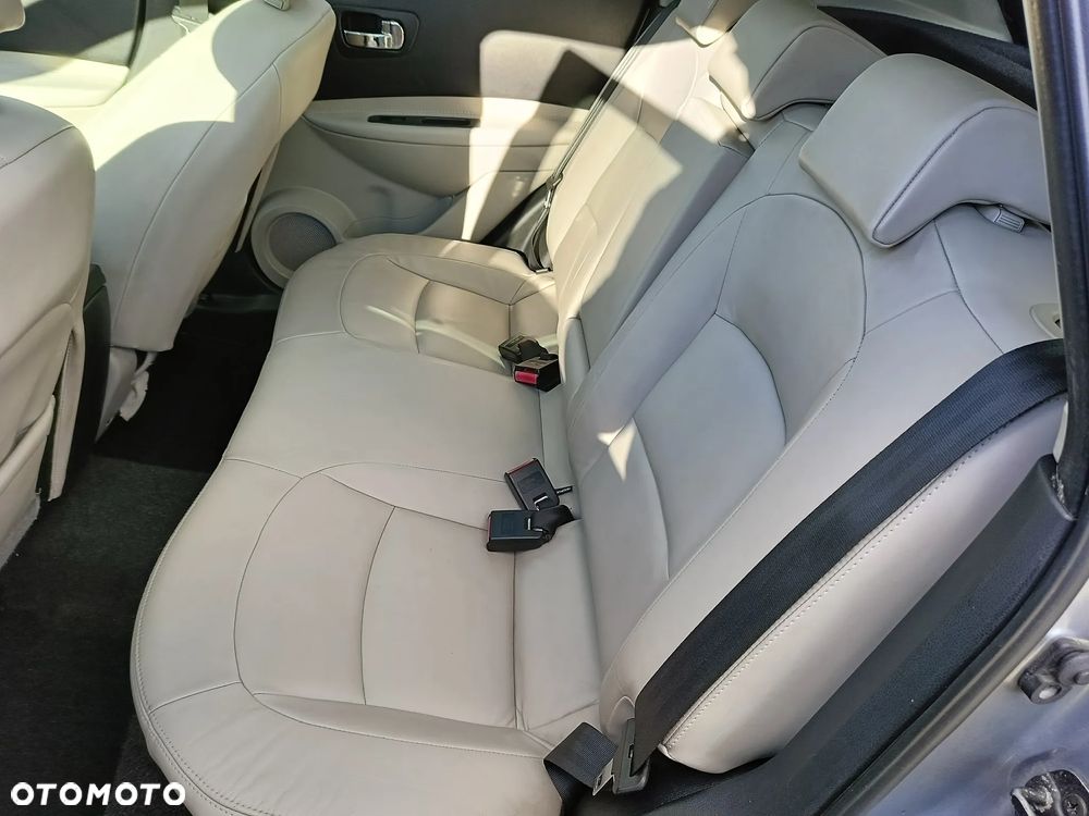 Nissan Qashqai 2.0 dCi 4x4 Tekna Premium - 20