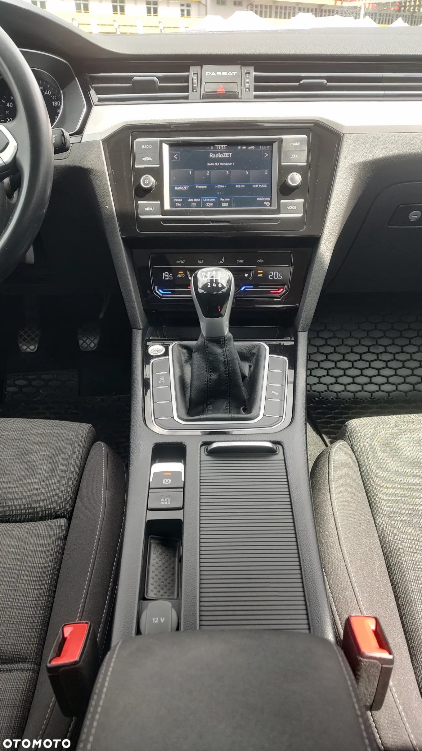 Volkswagen Passat 1.5 TSI EVO Business - 25