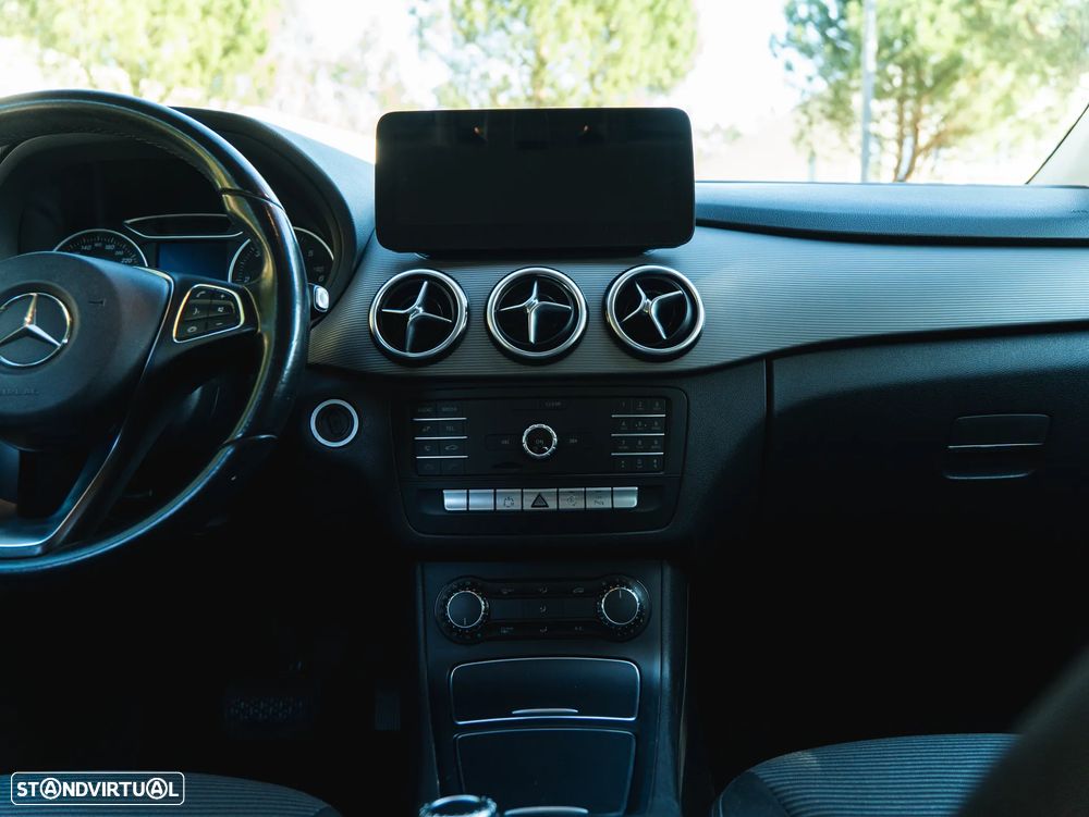 Mercedes-Benz B 180 d Style Aut. - 13