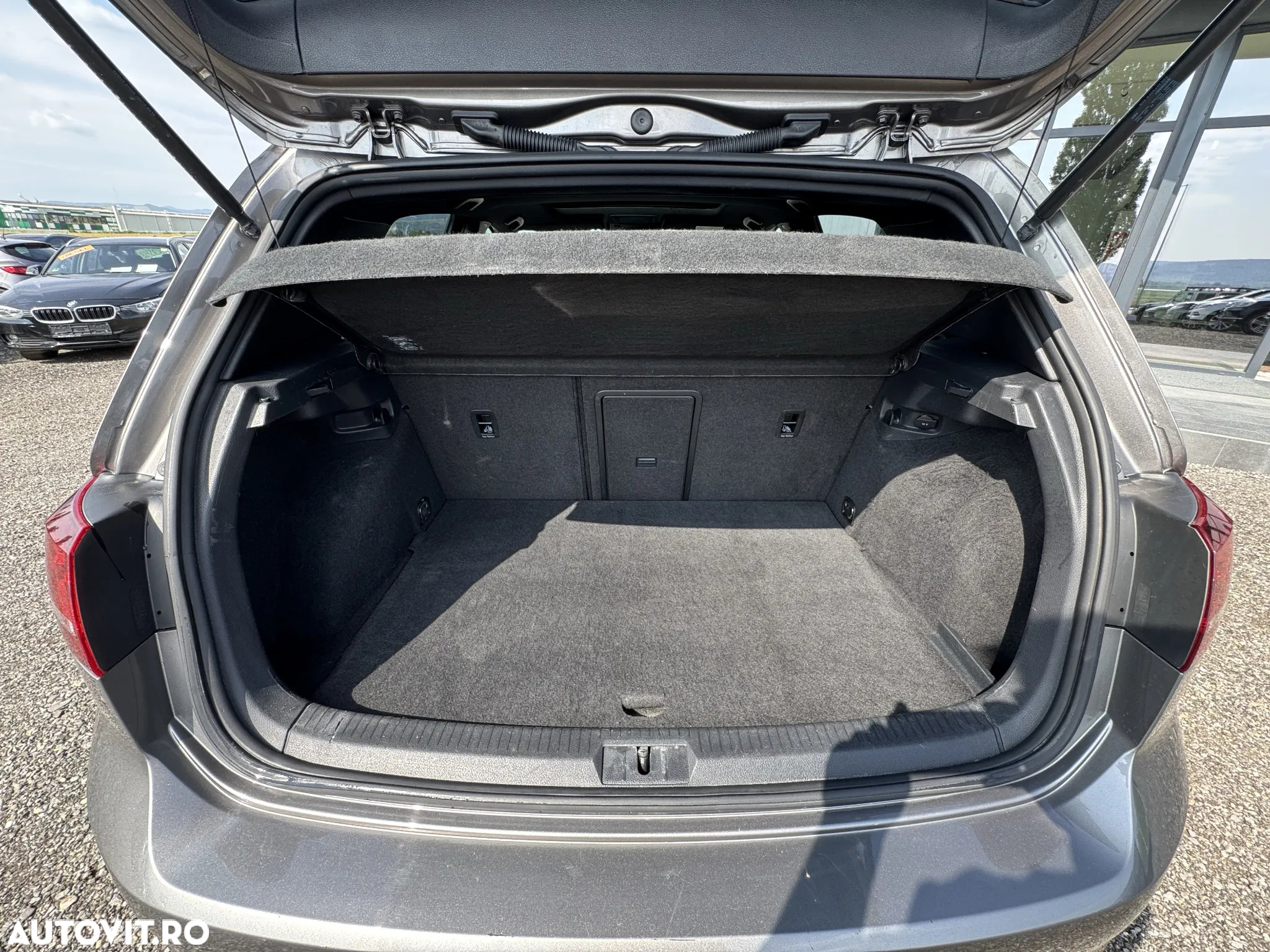 Volkswagen Golf GTE - 22