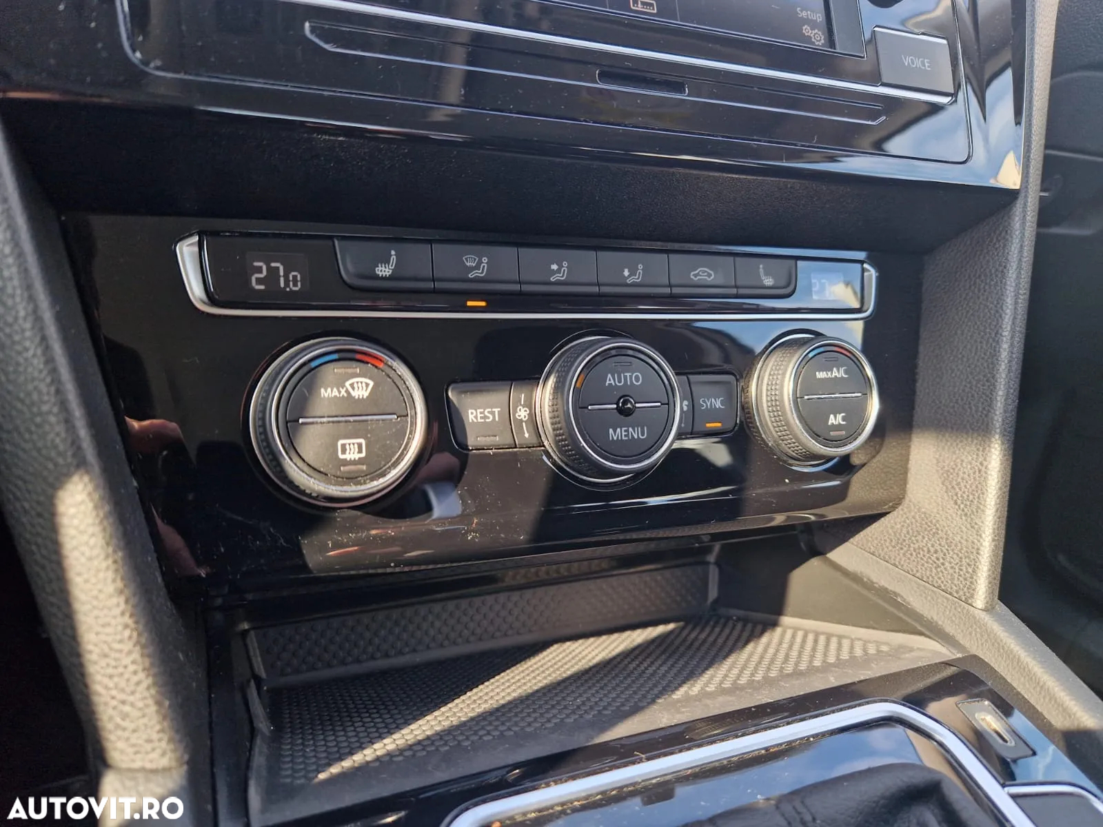 Volkswagen Passat Variant 2.0 TDI DSG Comfortline - 18
