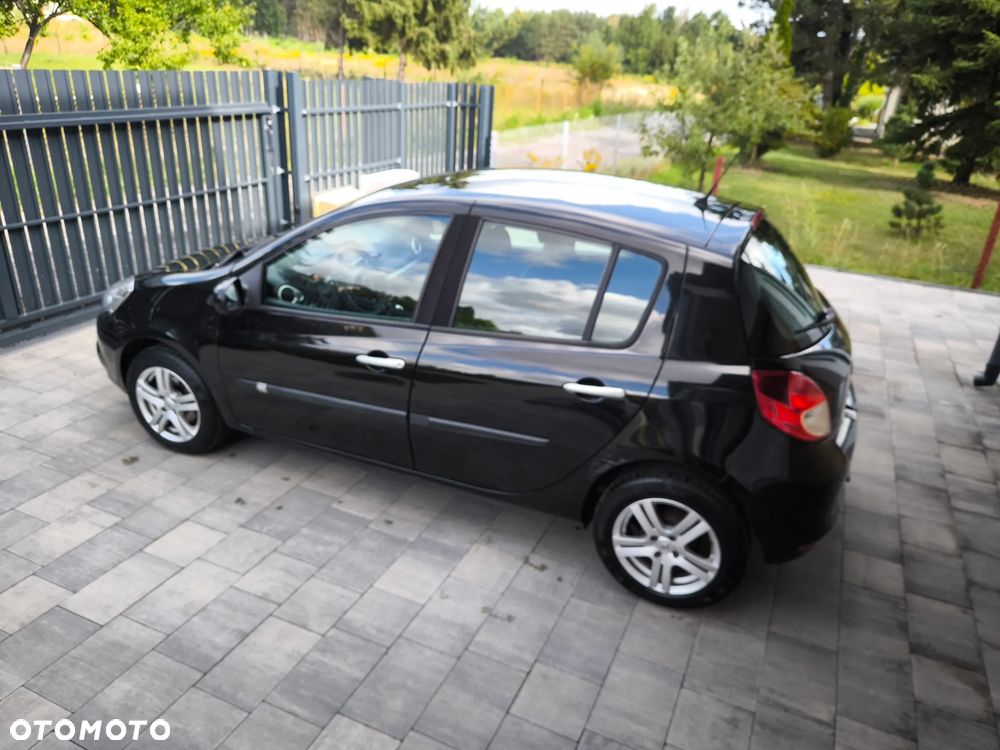 Renault Clio 1.2 16V Dynamique - 17