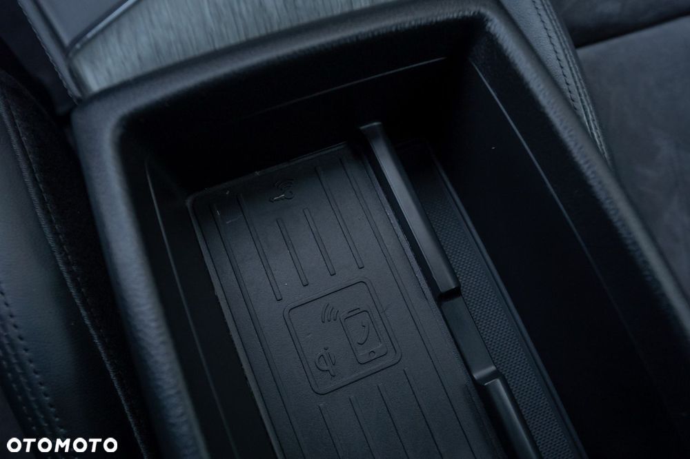 Audi A4 Avant - 32