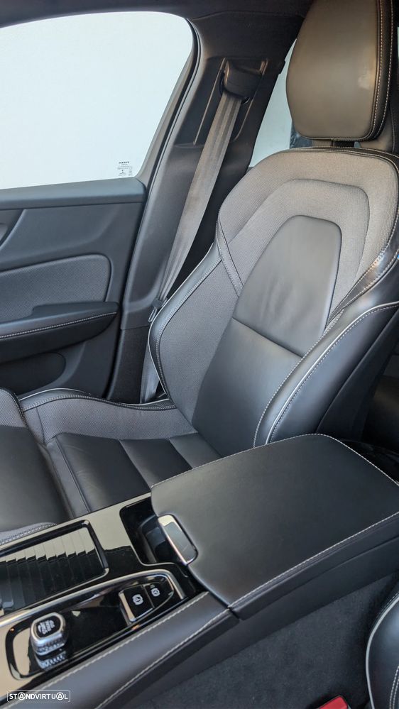 Volvo V60 2.0 T6 AWD TE R-Design - 11