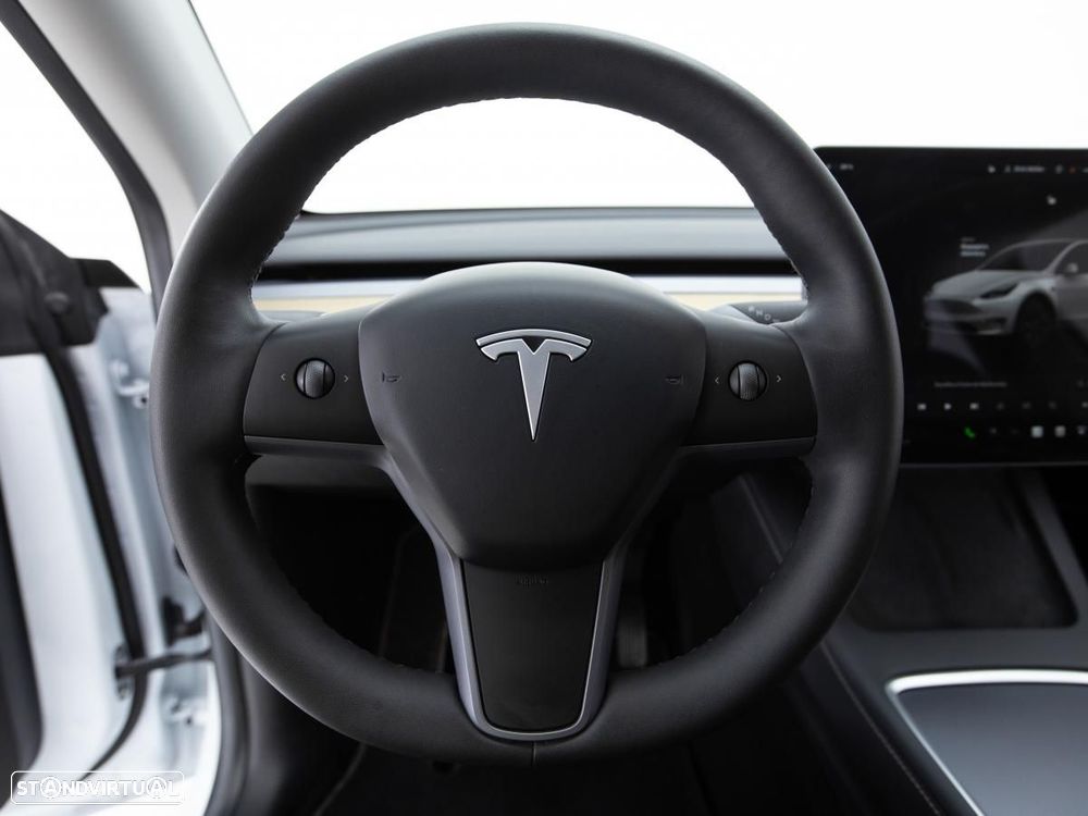 Tesla Model Y RWD - 20