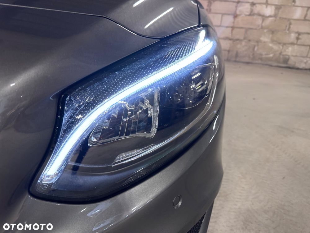 Mercedes-Benz Klasa B 220 (CDI) d 4Matic 7G-DCT AMG Line - 20