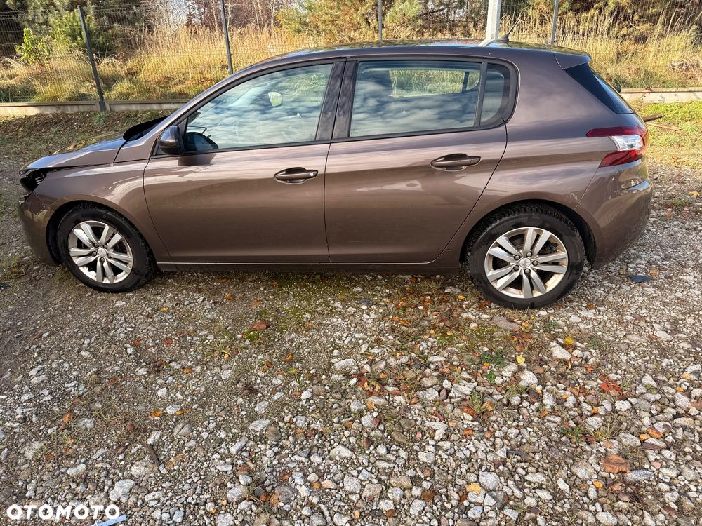 Peugeot 308 1.2 PureTech Allure S&S - 8