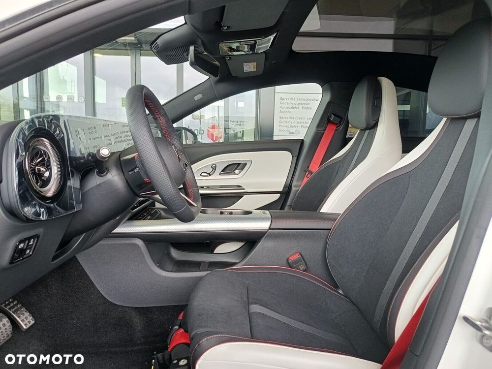 Mercedes-Benz CLA - 20