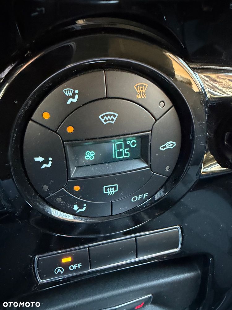 Ford Fiesta 1.0 Titanium X - 19