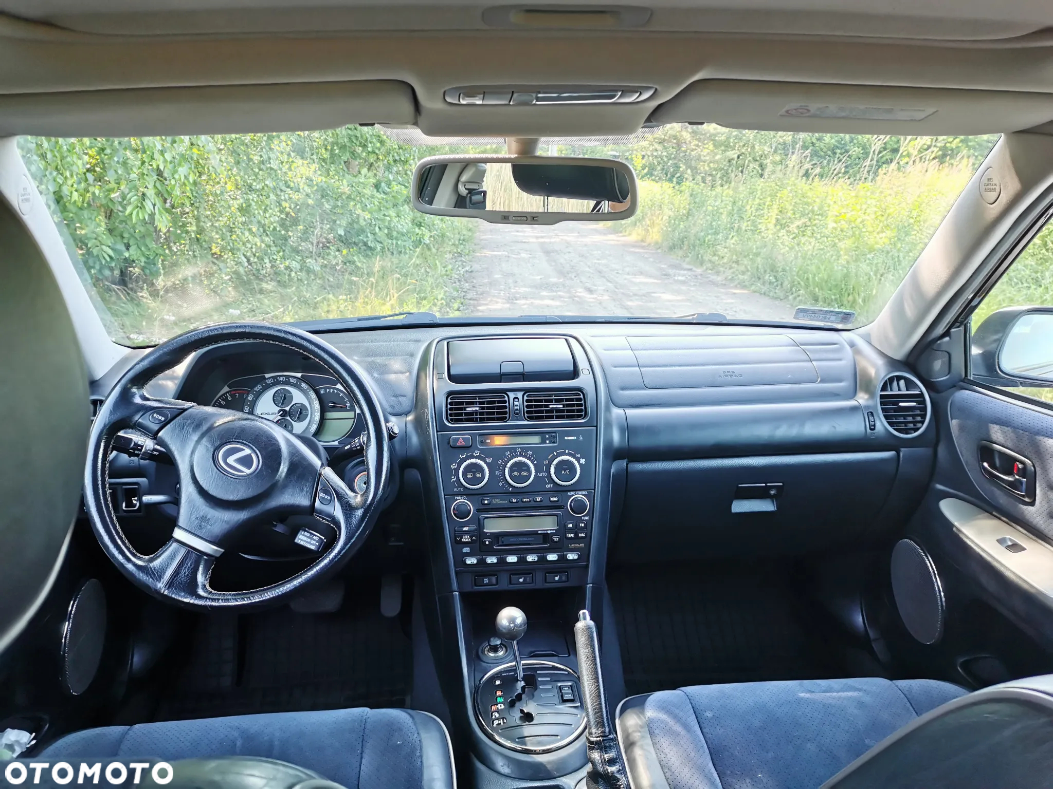 Lexus IS 300 Prestige - 13