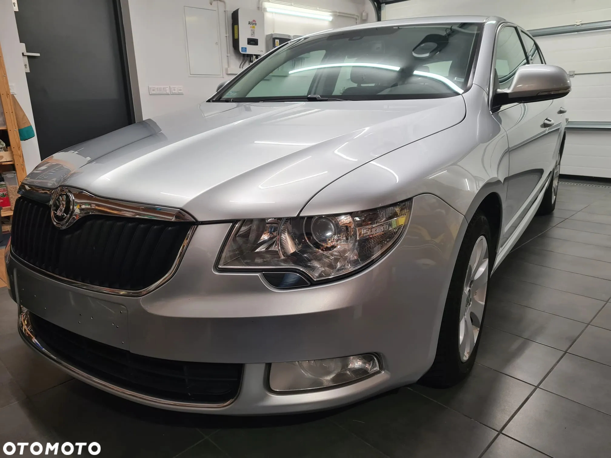 Skoda Superb 2.0 TDI Ambition - 14