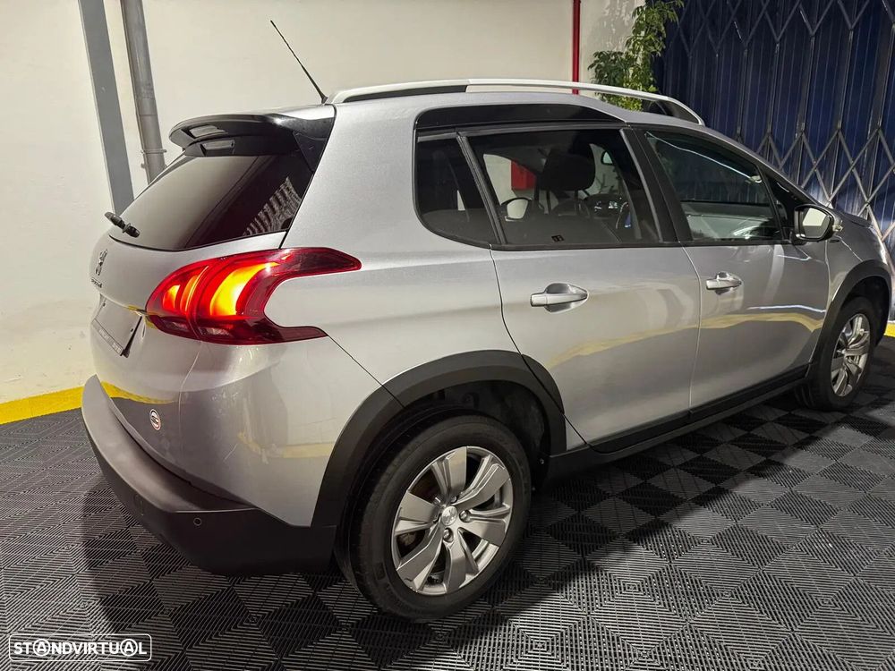 Peugeot 2008 1.2 PureTech Allure - 13