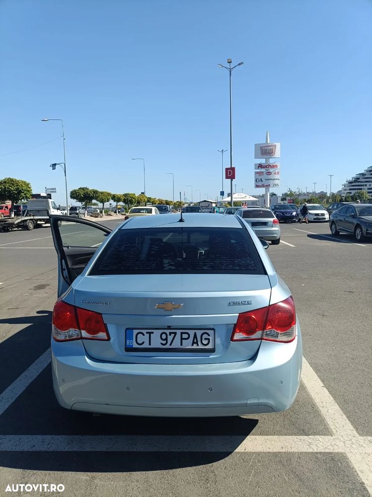 Chevrolet Cruze 1.6 DOHC LT+ Body Kit - 11