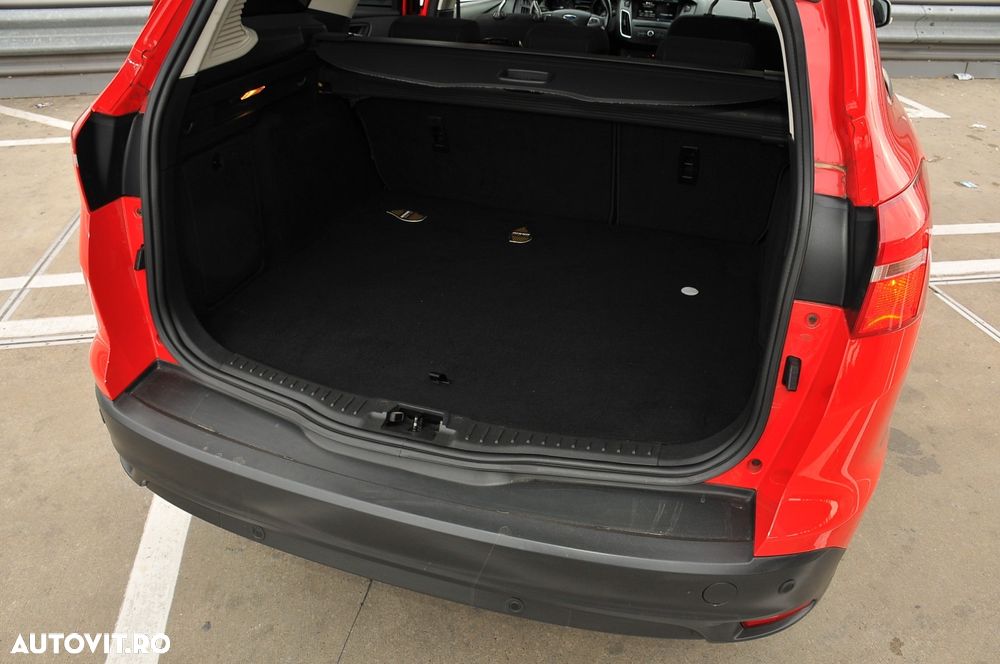 Ford Focus Turnier 1.5 EcoBlue Start-Stopp-System ST-LINE STYLE - 26