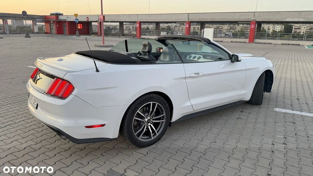 Ford Mustang Cabrio 2.3 Eco Boost - 7