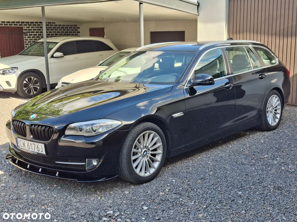 BMW Seria 5 528i - 4
