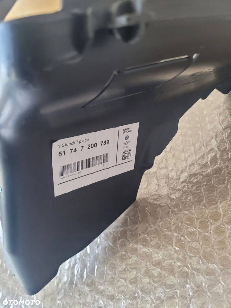 Wlot Kanał Powietrza Chłodnicy Oleju BMW5 F10 51747200789 Nowy - 6